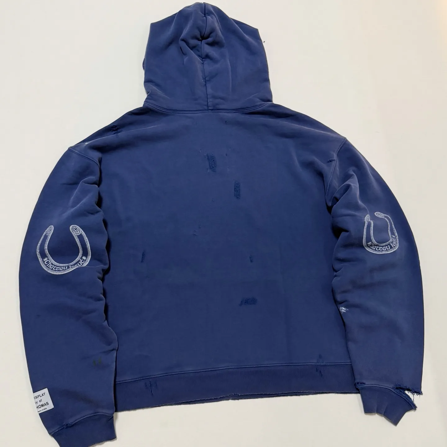 GALLERY DEPT. CHATEAU RANCH HOODIE/NAVY Horseshoe Winery Splash Ink Destroyed Hoodie Washed Blue S-XL Assute Reactive Dyes Ready-made Clothes Fade Process Post-Fry Color Processing Super Heavy and Cumbersome Too Many Cuts and Hanging Wormhole Destruction Process➕Hand-Splashed Ink Very Time-consuming and Labor-intensive Correct Version Original Main Mark➕Large Main Mark➕Yellow Wash Mark The original BOXY short and wide version has not been changed at all. God-cut. Authentic level printing process. Post-washing treatment to show natural aging effect.